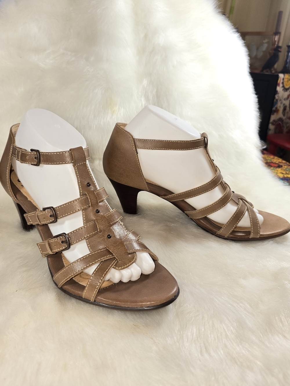 Sofft Solana Women's Strappy 3" Mid-Heel Sandals in Brown